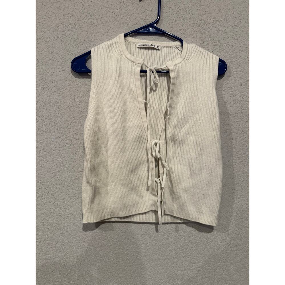 Abercrombie & Fitch Cream Ribbed Tie-Front Sleeveless Top